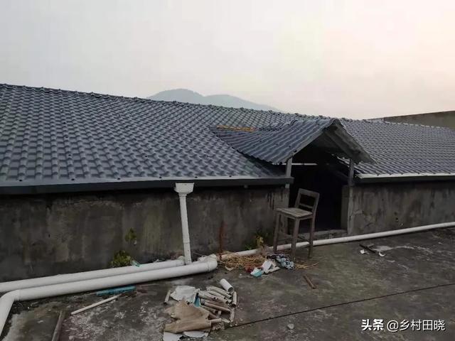 農(nóng)村自建房坡屋頂，用琉璃瓦還是樹脂瓦？看看內(nèi)行人的經(jīng)驗分享